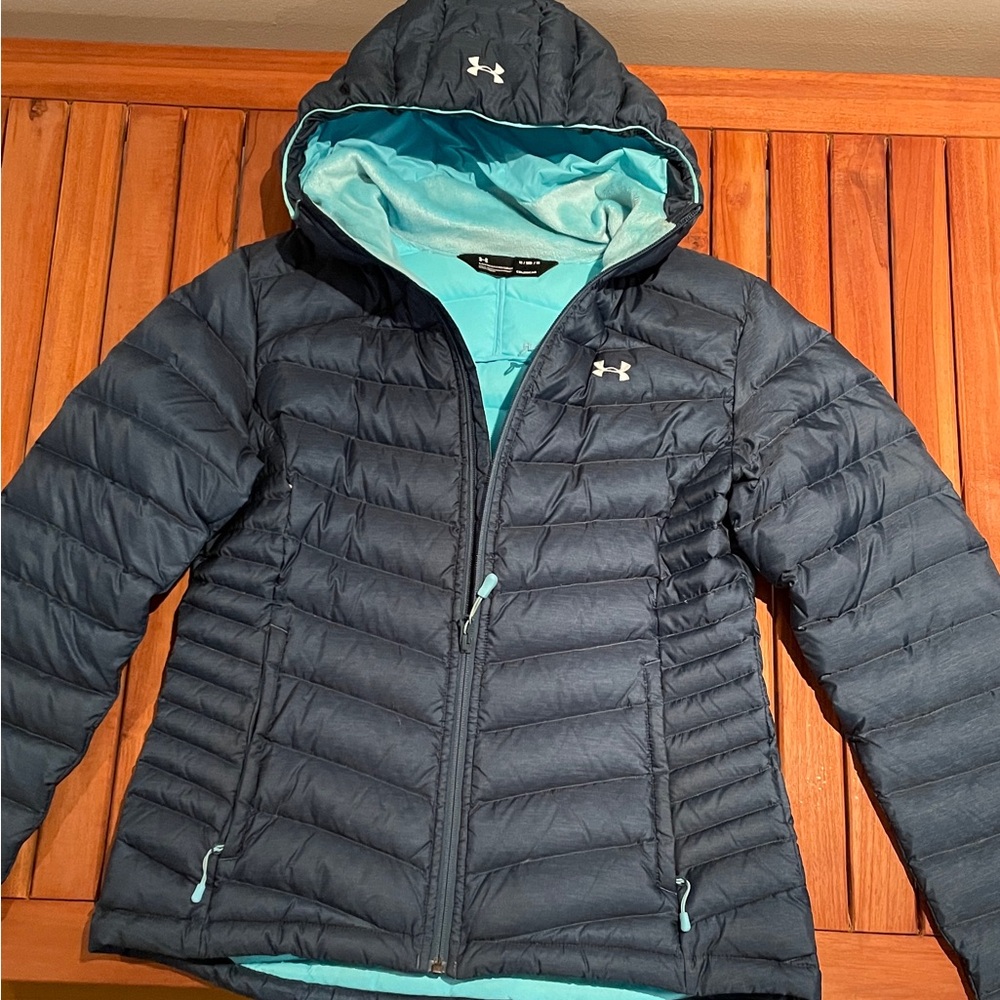 Under Armour Women's Dark Blue Hooded Puffer Jacket